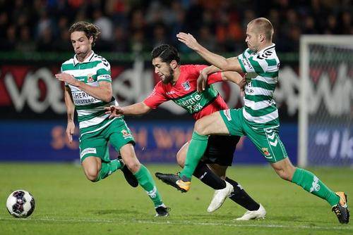 烈较量中成 烈较量中成