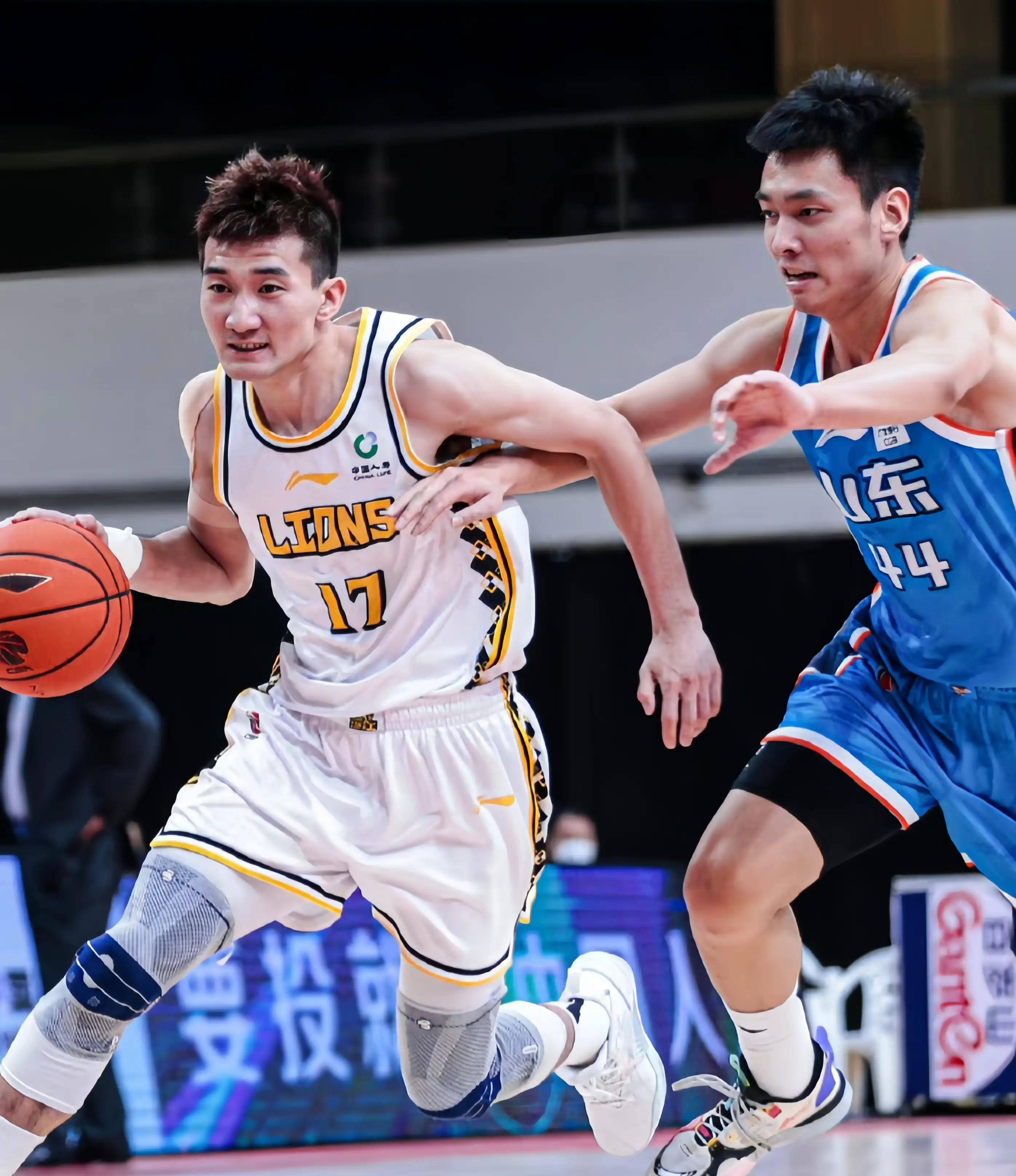 将面临更紧 将面临更紧