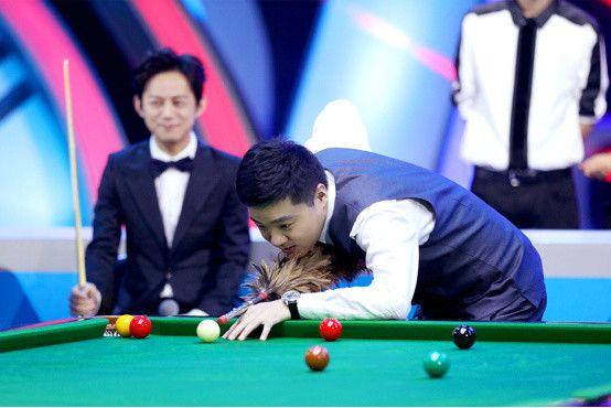 将球砸进篮 将球砸进篮